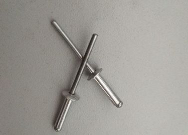 مواد آهن خود را کشش ناخن پیچ با رنگ سفید سخت افزار Fasteners